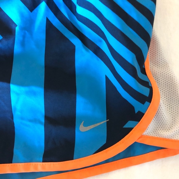 SOLD: Nike shorts - Picture 2 of 4